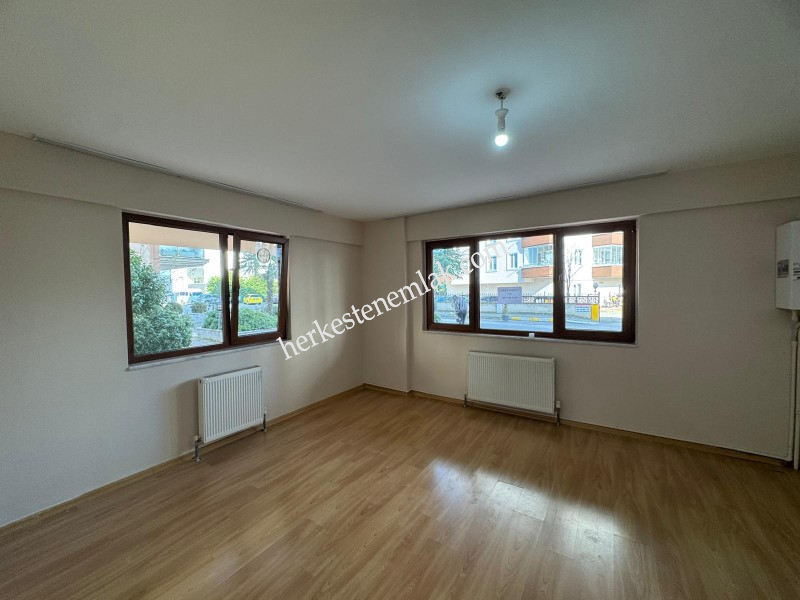 Giresun Merkez G&uuml;re Mahallesinde Kiralık 2+1 D&uuml;z Giriş Daire